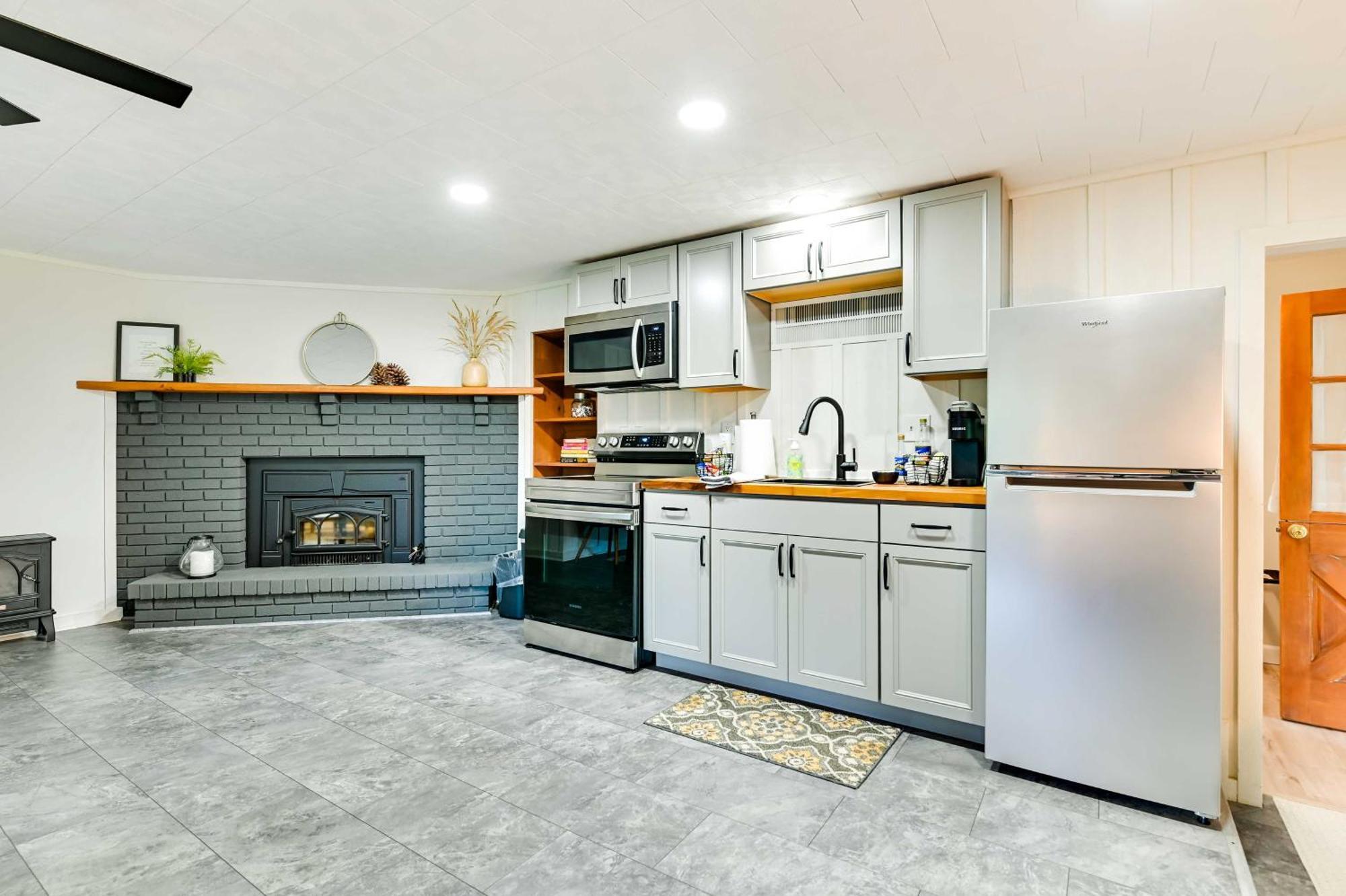 Modern Studio Less Than 13 Mi To Saratoga Racetrack! Ballston Spa المظهر الخارجي الصورة